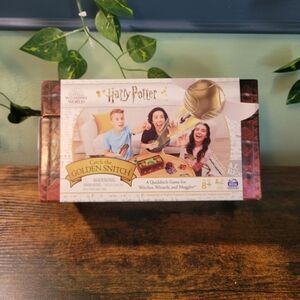 NEW Warner Bros. Harry Potter Golden Snitch Game